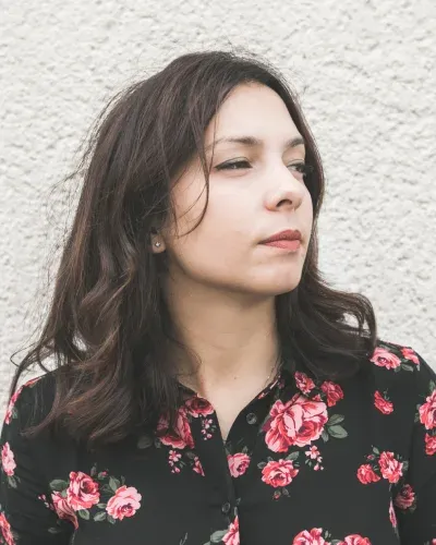Valentina Caprara è insegnante di danza moderna (modern contemporary) a Milano
